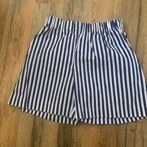 Hannah Kate boys shorts size 7